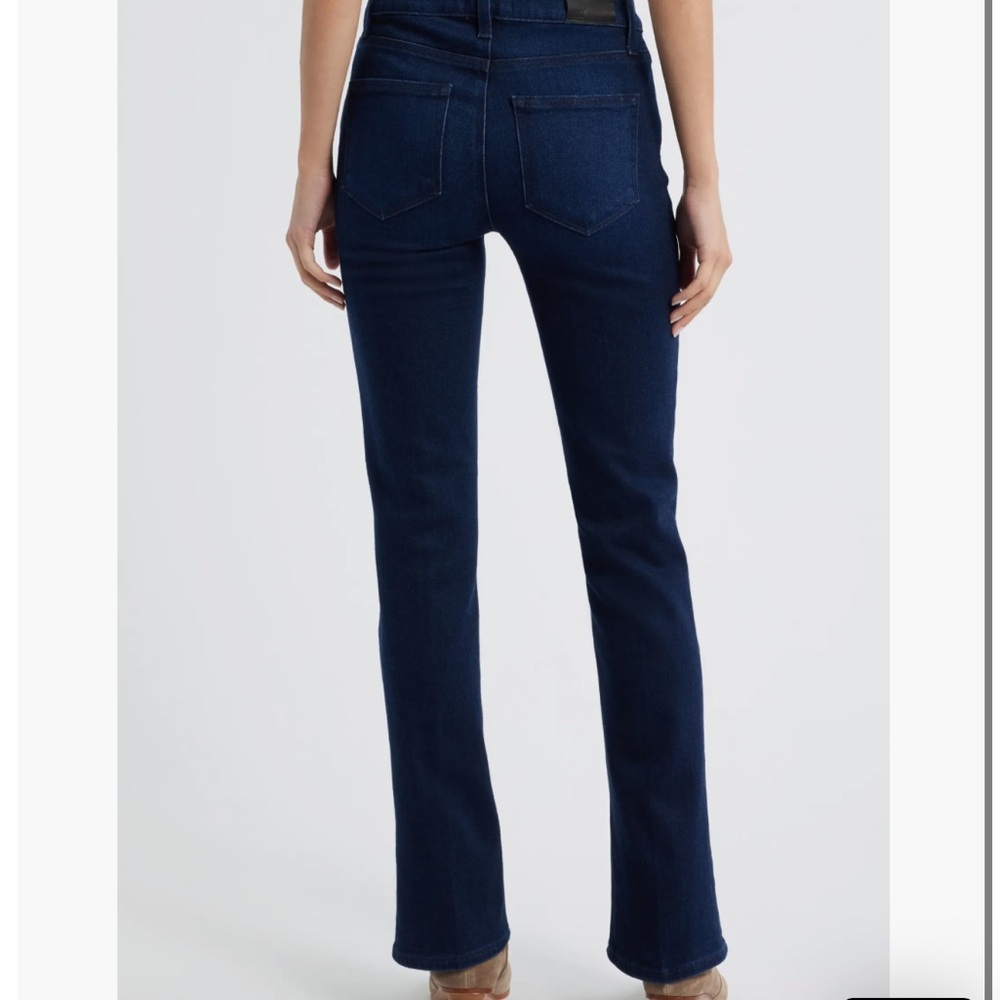 PAIGE Like New Manhattan Dark Blue Jeans